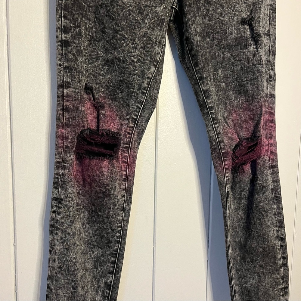 refuge Miami Acid Wash and Pink Jeans. Size 5. - Picture 3 of 6